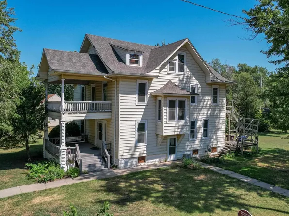 825 S Ash St, McPherson, KS 67460