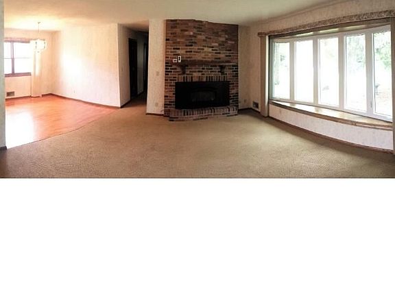 2nd image of 209 Muriel Blvd