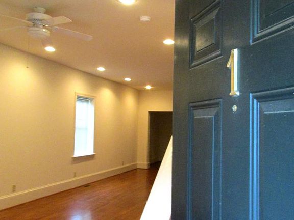 3rd image of 1 S Plum St
