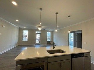 5th image of 3220 Patcham Drice #204
