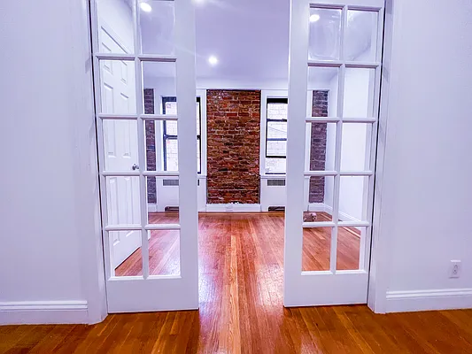 Rented by Voro New York | media 2