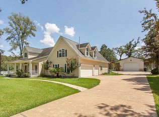 30707 S Holly Oaks Cir, Magnolia, TX 77355