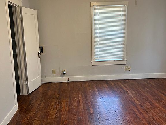4th image of 1605 S Ong St #B