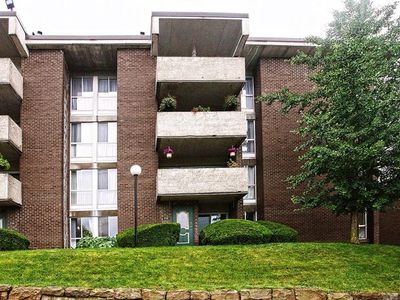 2102 Charlemagne Cir, Pittsburgh, PA, 15237