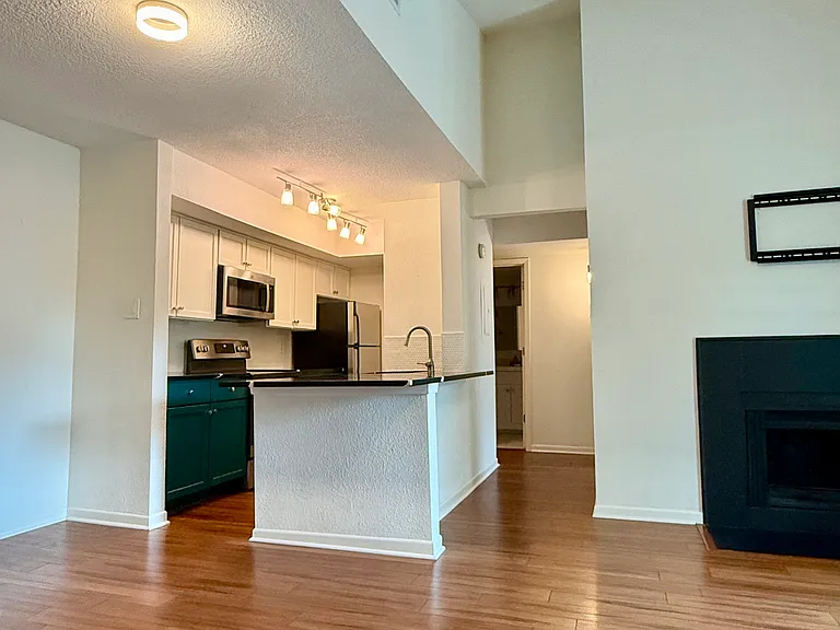 3204 Menchaca Rd #116 — Photo 7