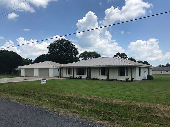 2nd image of 1725 Quail Ln