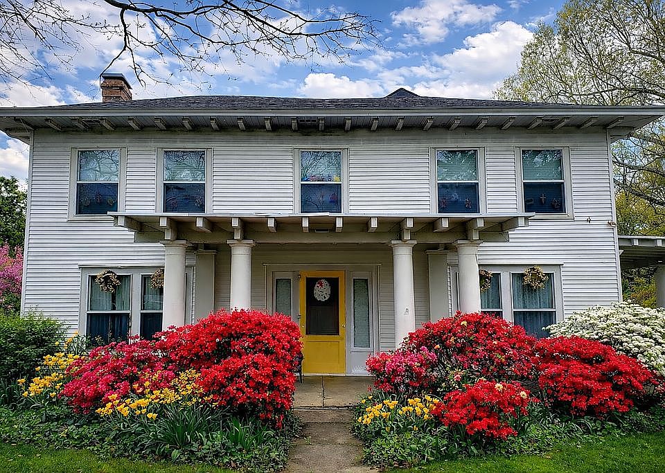 1st image of 707 S Prairie St