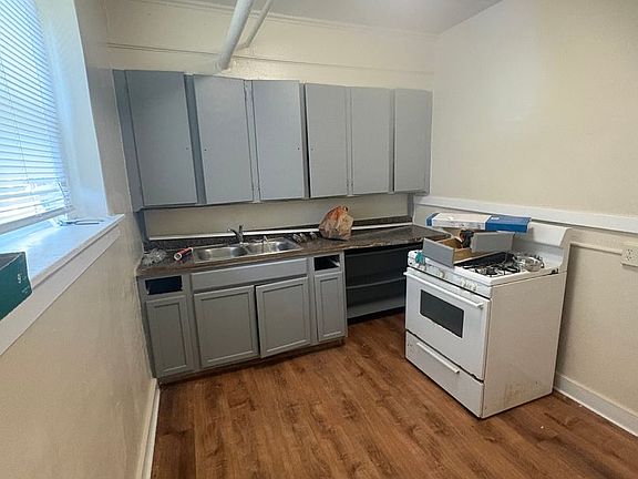 5th image of 401 Ridgeway Ave Unit 23