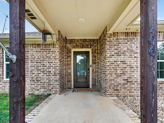 3rd image of 106 Heartland Trl