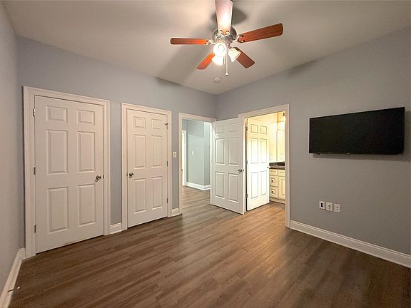 5th image of 1011 McCulla St