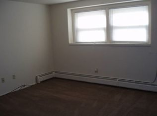 10 Ridge Dr APT 1, East Providence, RI 02914