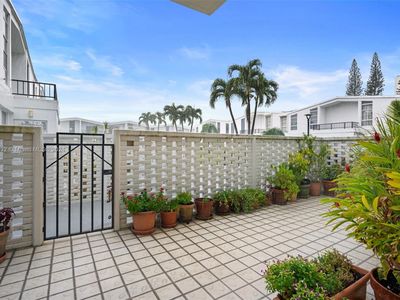 2720 NE 183rd St #TOWNHOUSE 20, Aventura, FL, 33160