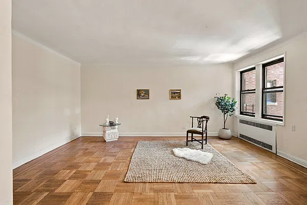 Living room, photo 1