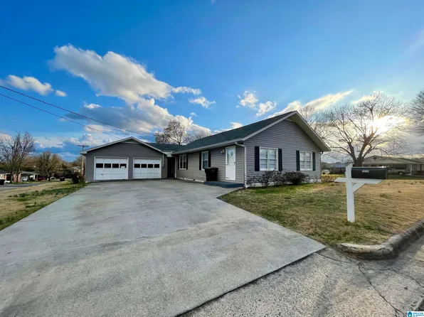 1316 Tidwell St SW, Cullman, AL 35055