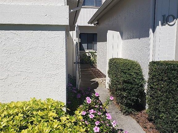 2nd image of 450 Lakeview Dr APT 10