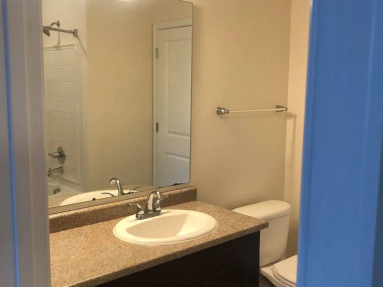 Belmont at Tryon Apartments — Photo 189