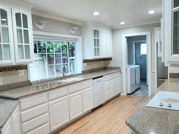 4th image of 673 S 13th St