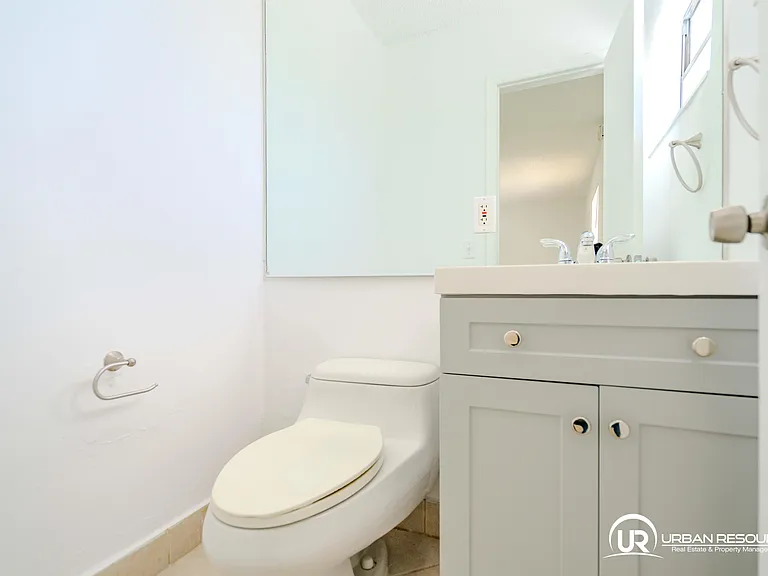 3265 Virginia St #15 — Photo 24
