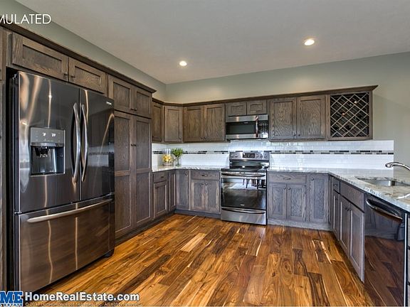 3rd image of 7230 Kentwell Ln