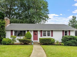 31 Juniper Ln, Rutland, MA 01543