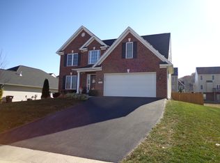 2653 Woods Meadow Ln, Salem, VA 24153