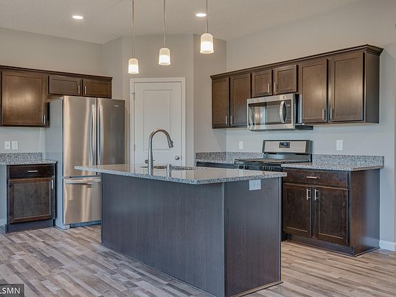 5th image of 22373 Denmark Ct