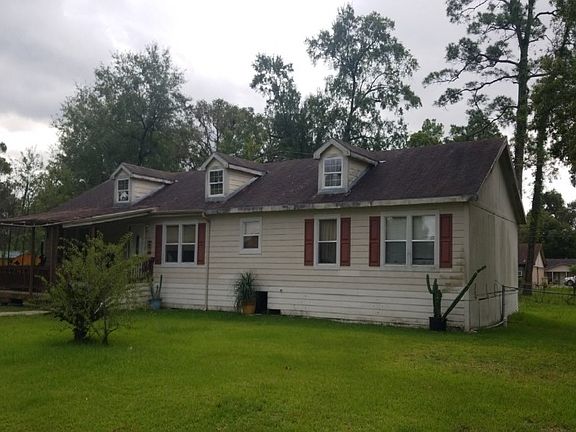 2nd image of 723 Red Oak Ave