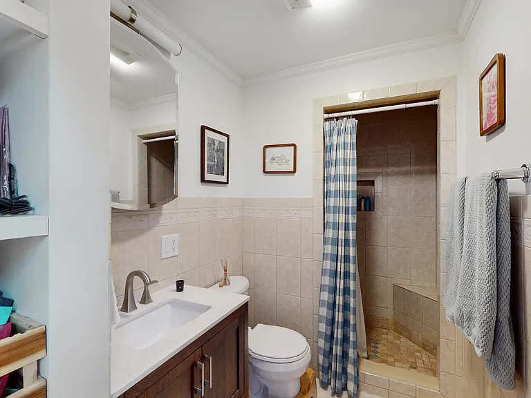 51 Hemenway St #6B — Photo 14