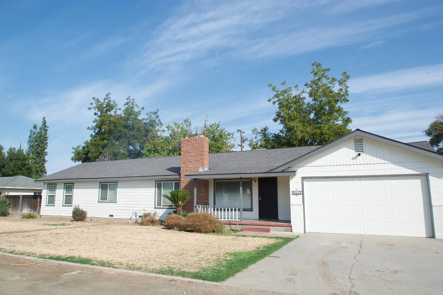 5527 E Grant Ave photo 1