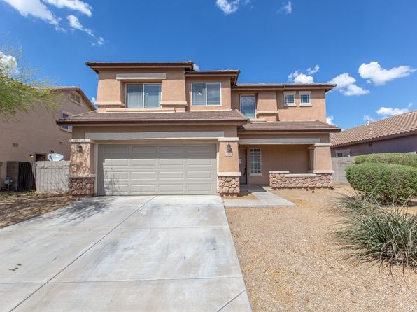 4572 E County Down Dr