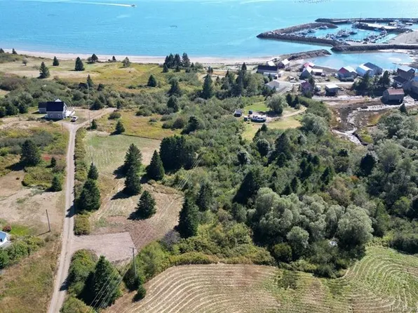 1 Red Point Rd Lot 24, Grand Manan, NB E5G 4J1