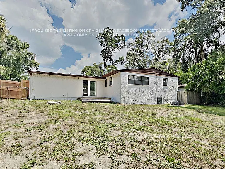 207 Redwood Ave — Photo 17