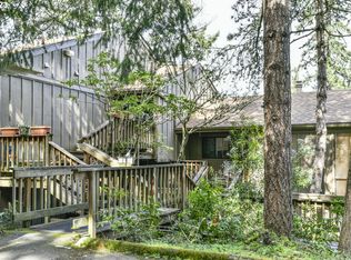 109 Treehill Loop, Eugene, OR 97405