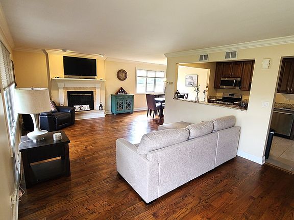 5th image of 7303 W 153rd Pl #7303