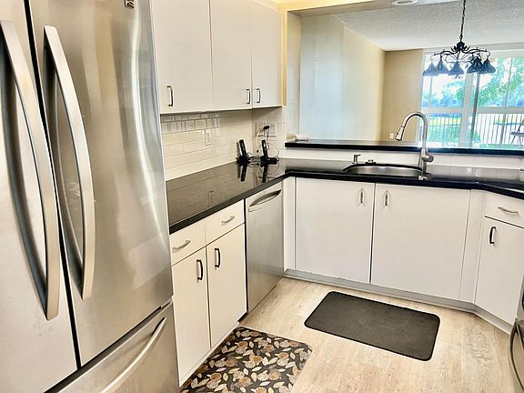 3rd image of 9563 Weldon Circle #304