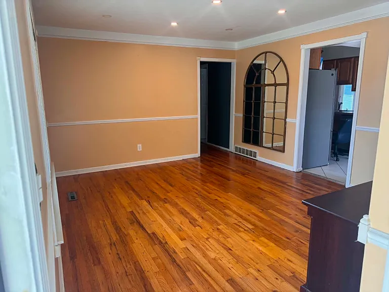 32345 Hawthorne Dr — Photo 17