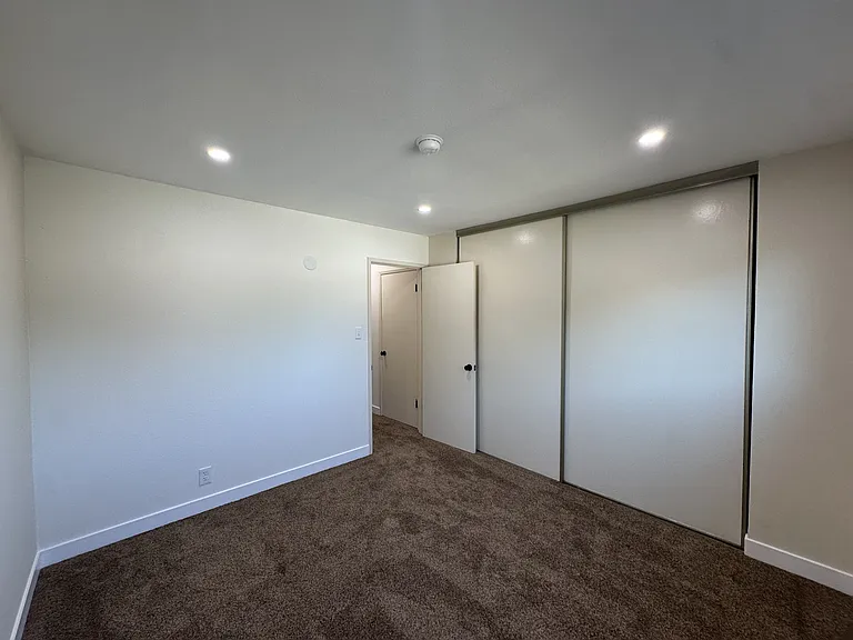 20317 Wisteria St — Photo 13
