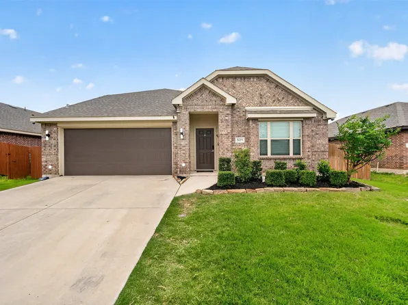 809 Cloverwood Dr, Crowley, TX 76036