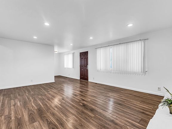 4th image of 4014 W Benview Dr