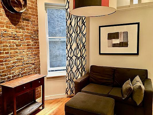 5th image of 227 W 16th St APT 2WR