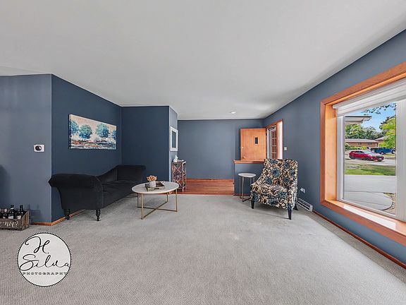 4th image of 4402 Sycamore Ln