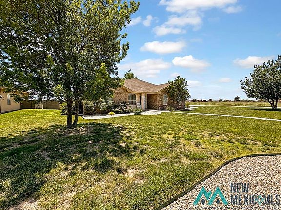 3rd image of 1217 Desert Sage Rd