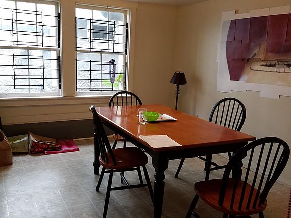 3rd image of 1610 Pine St #B