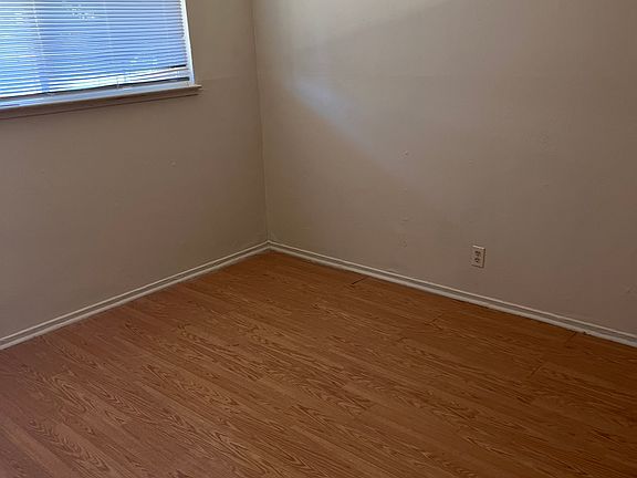 3rd image of 139 E Travis Blvd #H