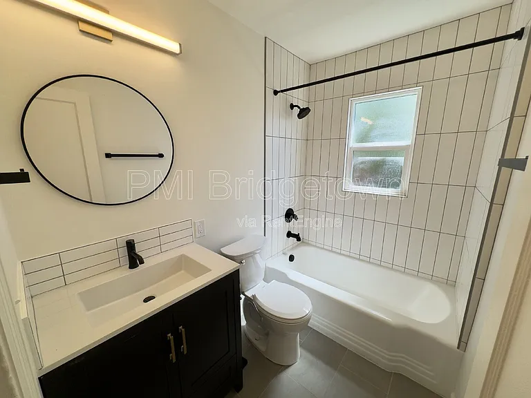 5420 NE 13th Ave — Photo 9