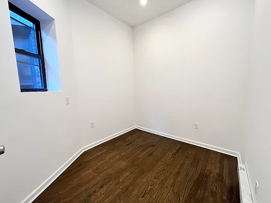 Rented by Compass | media 20