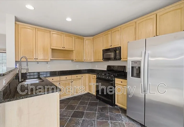42693 Rolling Rock Sq — Photo 14
