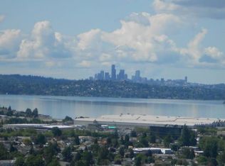 2470 SE 8th Pl, Renton, WA 98055