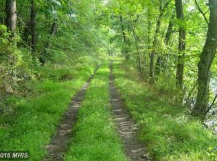 145 Dead End Dr, Moorefield, WV 26836