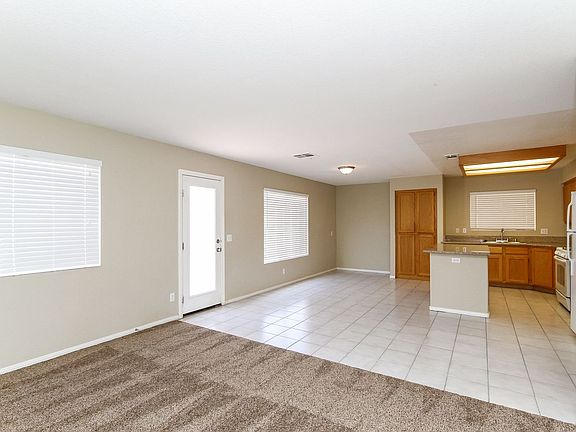 4th image of 6547 Hayden Peak Ln